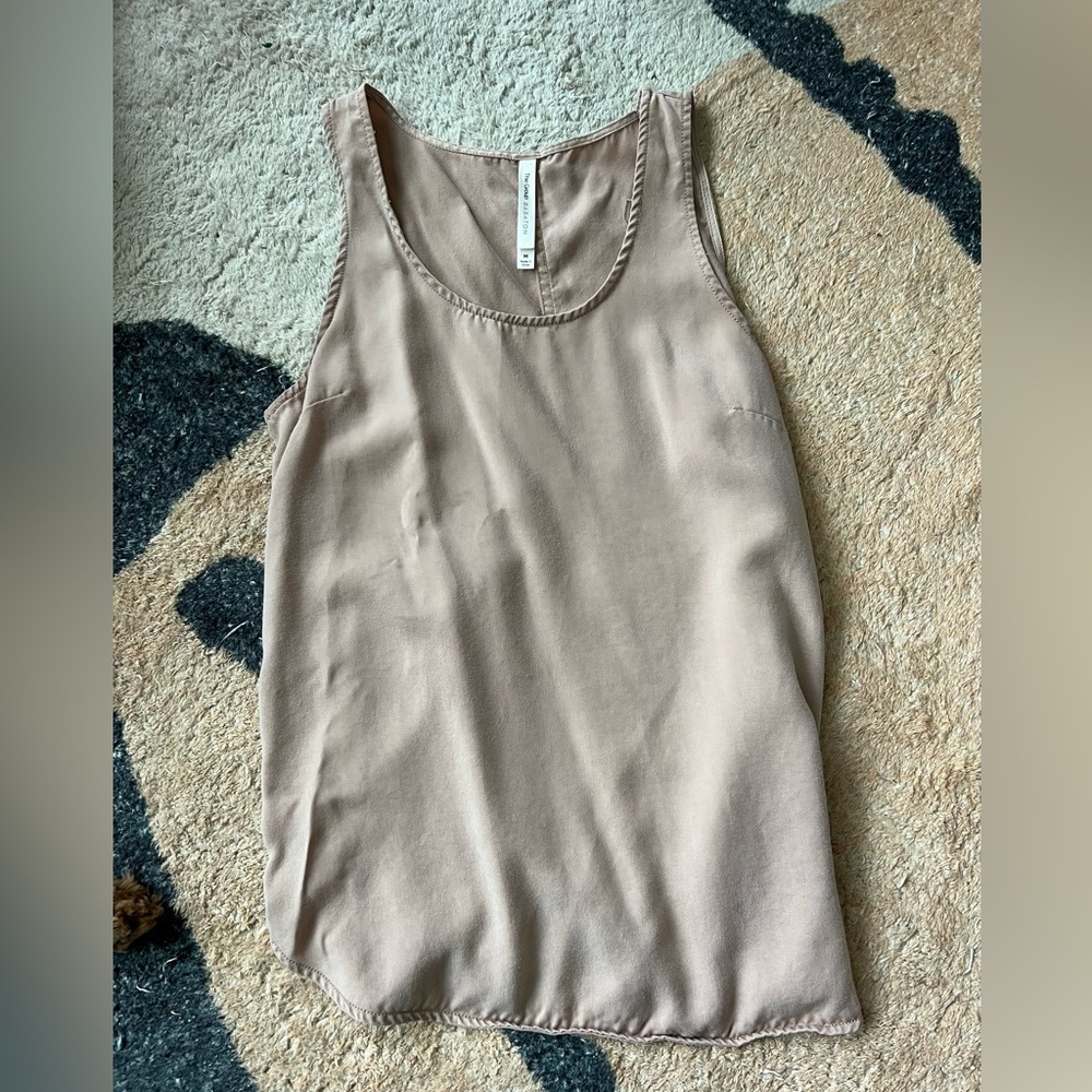 Aritzia Babaton Tan Sleeveless Tank